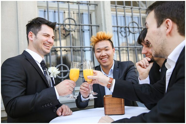 Heiraten in Zunfthaus zur Waag Hochzeitsfotograf Zuerich