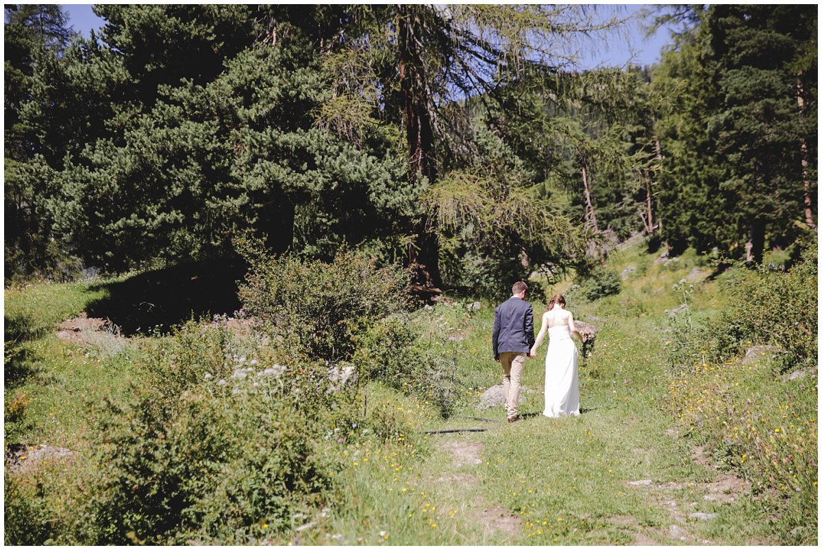 Hochzeitsfotograf Graubünden Brautpaar Hochzeitsfotos